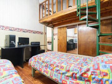 VENTA PH DE 4 AMBIENTES C/GARAGE  EN VILLA URQUIZA