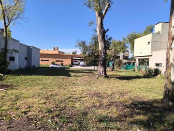 LOTE EN VENTA ALVAREZ DEL BOSQUE
