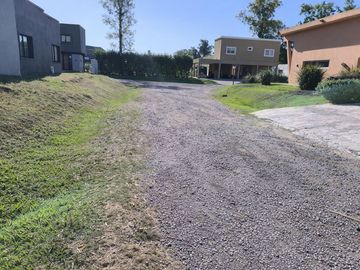 LOTE EN VENTA ALVAREZ DEL BOSQUE