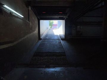Venta cochera cubierta en Almagro buena ubicacion