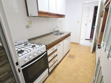 Venta departamento 2 ambientes  PB Belgrano Patio