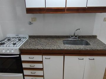 Venta departamento 2 ambientes  PB Belgrano Patio