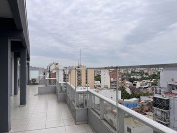 VENTA DEPARTAMENTO 3 AMBIENTES BALCÓN - CABALLITO