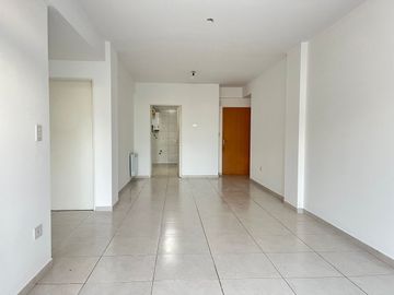 VENTA DEPARTAMENTO 3 AMBIENTES BALCÓN - CABALLITO