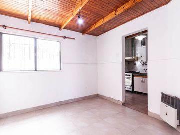 Venta Casa 3 ambientes en Temperley