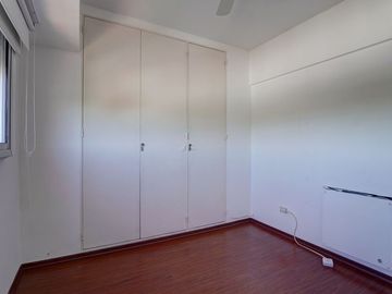 Venta 4 ambientes c/cochera cubierta. APTO CREDITO