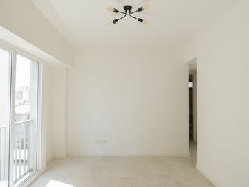 VENTA DEPTO. 2 AMB A NUEVO EN SAN TELMO PISO ALTO