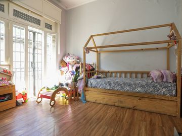 VENTA CASA EN FLORES, 2 PHs en BLOCK