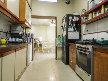 VENTA CASA EN FLORES, 2 PHs en BLOCK