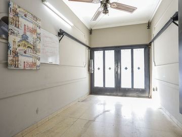 VENTA CASA EN FLORES, 2 PHs en BLOCK