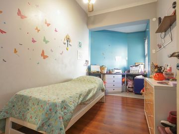 VENTA CASA EN FLORES, 2 PHs en BLOCK