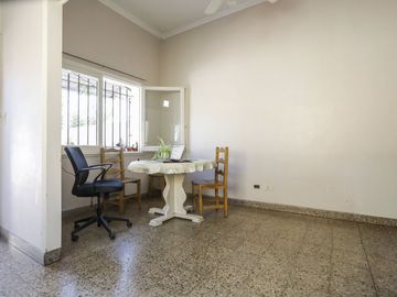VENTA CASA EN FLORES, 2 PHs en BLOCK