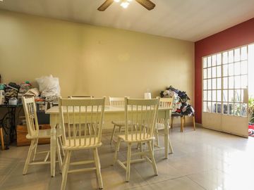 VENTA CASA EN FLORES, 2 PHs en BLOCK