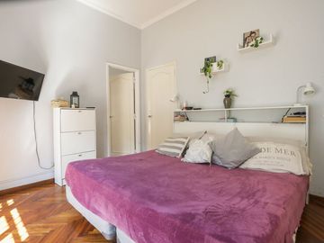 VENTA CASA EN FLORES, 2 PHs en BLOCK
