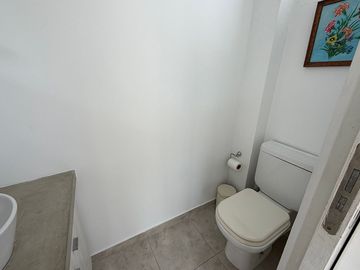 DEPARTAMENTO DE 3 AMB - TERRAZA, QUINCHO Y COCHERA
