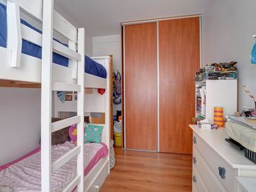 DEPARTAMENTO DE 3 AMB - TERRAZA, QUINCHO Y COCHERA