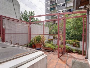 HERMOSA CASA LOTE PROPIO 6 AMB.- VENTA / MONSERRAT