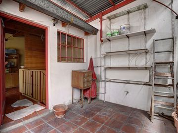 HERMOSA CASA LOTE PROPIO 6 AMB.- VENTA / MONSERRAT
