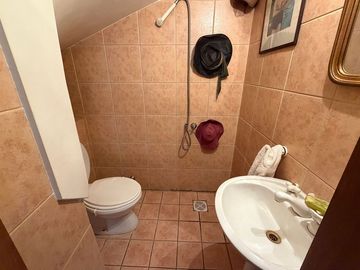 HERMOSA CASA LOTE PROPIO 6 AMB.- VENTA / MONSERRAT