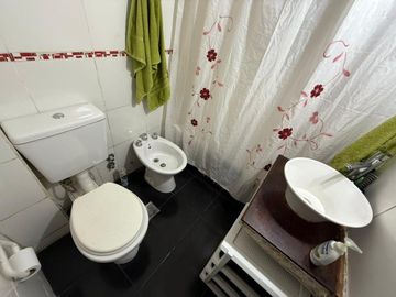 VENTA DPTO 3 AMB EN PB + 2 PATIOS - PQUE PATRICIOS
