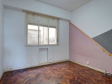 VENTA DE 3 AMBIENTES EN BALVANERA A RECICLAR