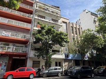 VENTA DE 3 AMBIENTES EN BALVANERA A RECICLAR