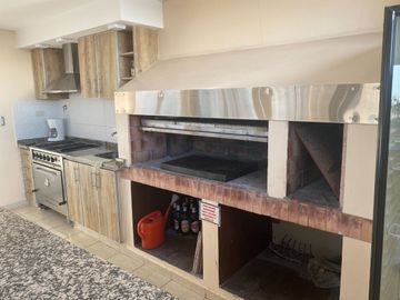 Departamento Mataderos 4 ambientes con cochera