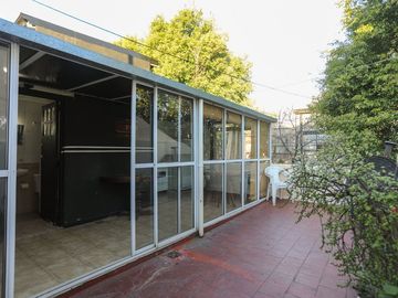 Venta Casa con cochera y Terraza Villa Urquiza