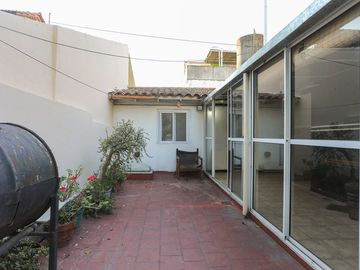 Venta Casa con cochera y Terraza Villa Urquiza