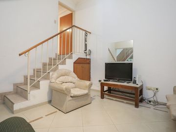 Venta Casa con cochera y Terraza Villa Urquiza