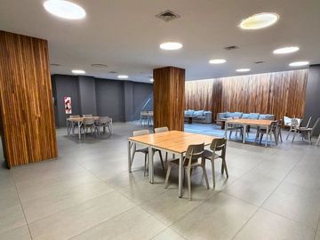 3 Amb c/ Cochera, Balcón y Amenities en Flores