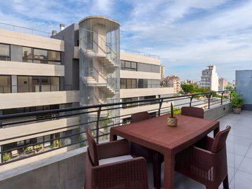 3 Amb c/ Cochera, Balcón y Amenities en Flores