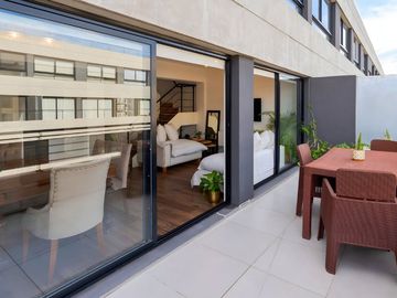 3 Amb c/ Cochera, Balcón y Amenities en Flores