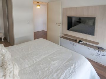 3 Amb c/ Cochera, Balcón y Amenities en Flores