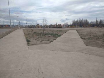 VENTA LOTE SUBDIVIDIBLE EN PLOTTIER