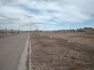 VENTA LOTE SUBDIVIDIBLE EN PLOTTIER