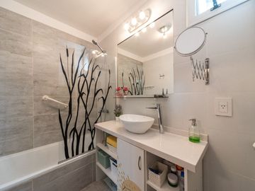 VENTA PH CON TERRAZA ALMAGRO