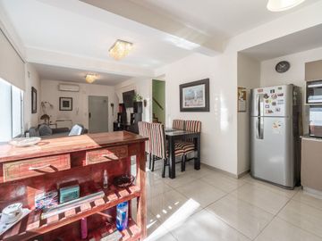 VENTA PH CON TERRAZA ALMAGRO