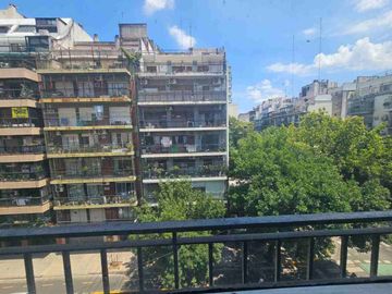 Venta piso 4 ambientes balcon dep cochera Belgrano