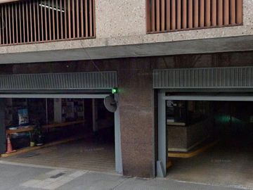 VENTA COCHERA RECOLETA
