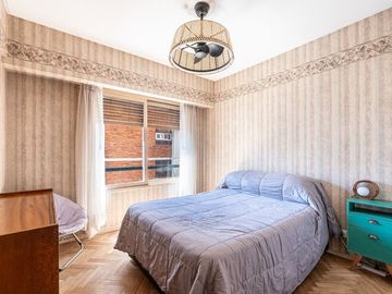 Venta departamento 4 amb Belgrano depend y cochera