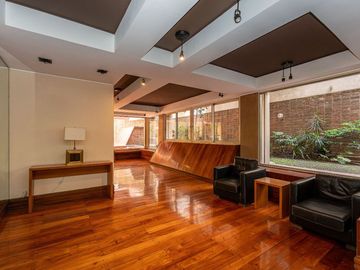 Venta departamento 4 amb Belgrano depend y cochera