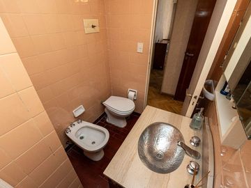 Venta departamento 4 amb Belgrano depend y cochera