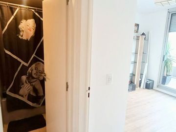 ALQUILER 3 AMB AMOBLADO PISO ALTO BALCON PARRILLA