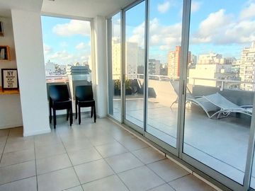 ALQUILER 3 AMB AMOBLADO PISO ALTO BALCON PARRILLA