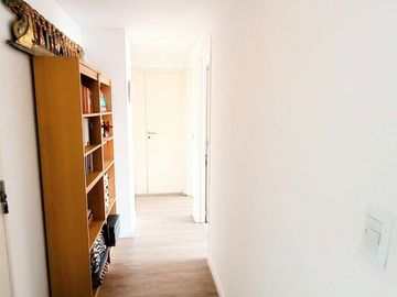ALQUILER 3 AMB AMOBLADO PISO ALTO BALCON PARRILLA
