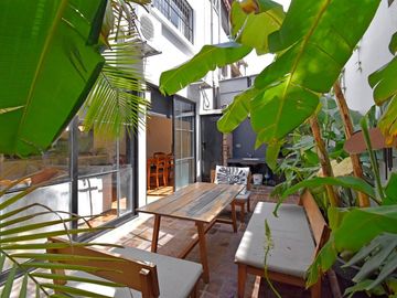 Venta casa triplex 4 ambientes cochera Martínez