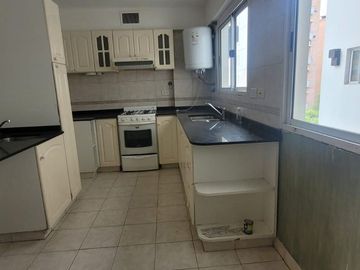Depto 4 ambientes venta con Cochera Ramos Mejia