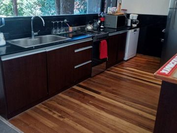 VENTA CASA DE DISEÑO CON PILETA , B° LA SOBERANA