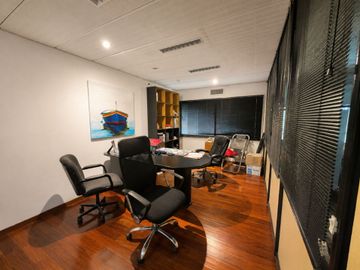 Venta Local Comercial Sobre Av. Corrientes